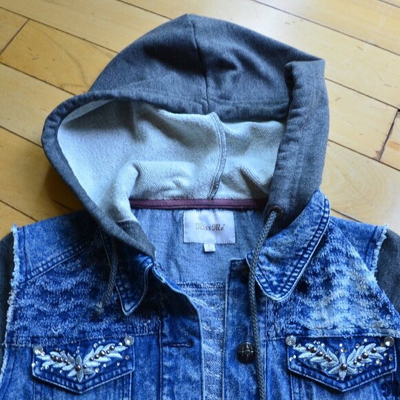 Miss Me Sweat Shirt Denim Jean Jacket Size L - Picture 3 of 13